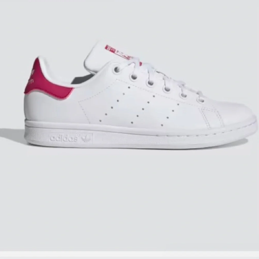 Stan Smith Pink Adidas Sneakers - Picture 3 of 5